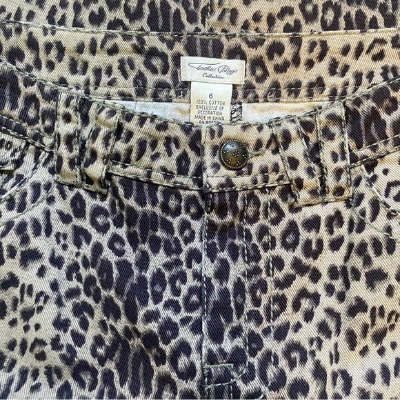 Tasha Polizzi Women’s Frayed Animal Print Jean Mini Skirt 100% Cotton Sz 6 - Picture 5 of 5